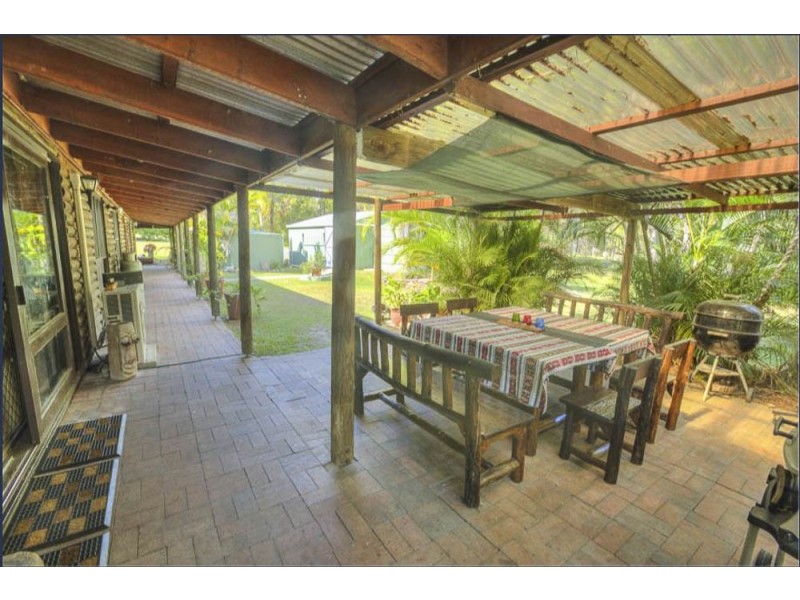 54 Whyte Cres, Agnes Water QLD 4677