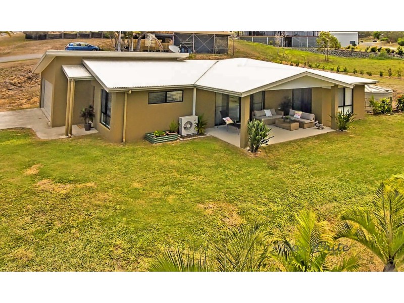 1 Bayview Close, Agnes Water QLD 4677