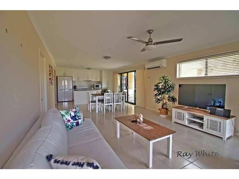 1 Bayview Close, Agnes Water QLD 4677