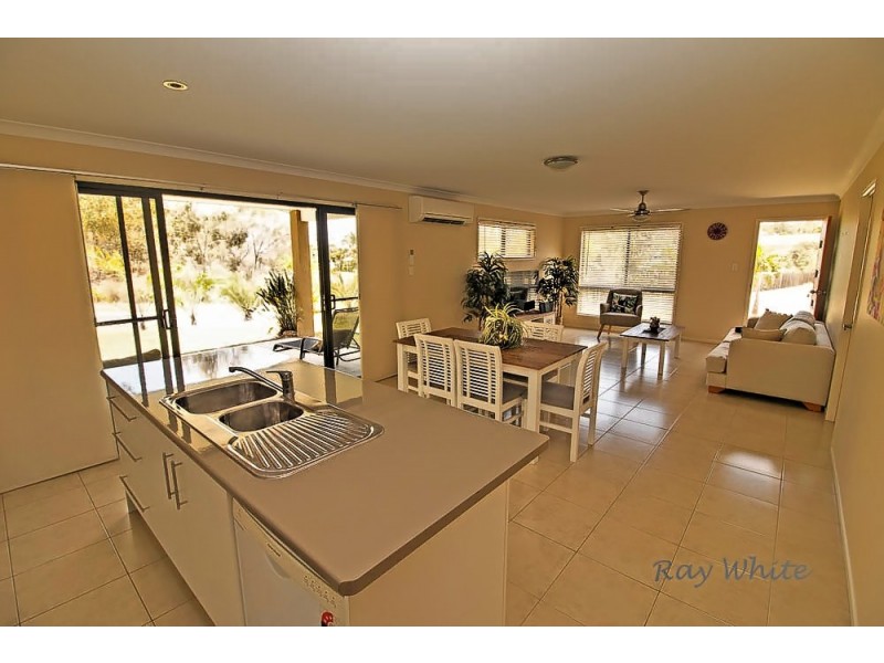 1 Bayview Close, Agnes Water QLD 4677