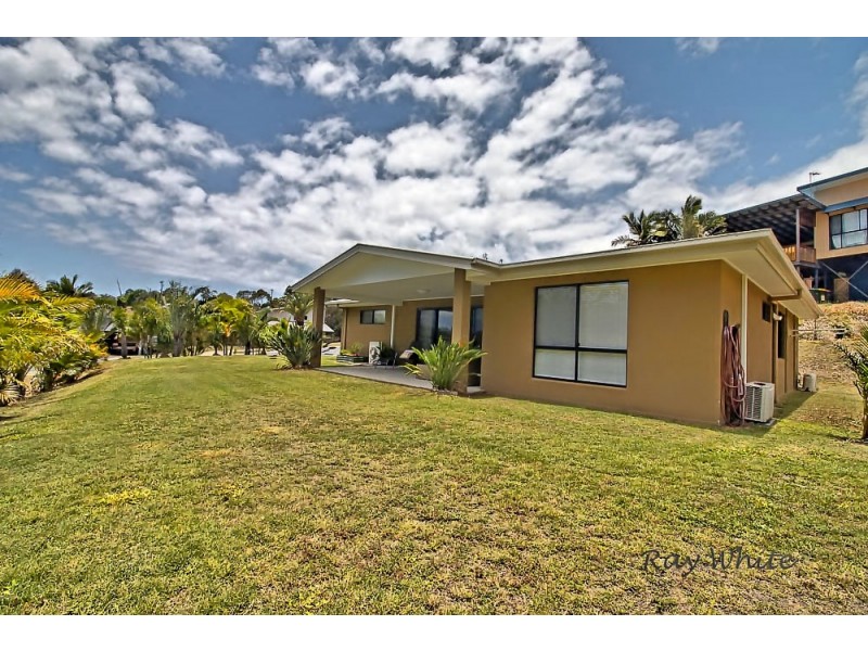 1 Bayview Close, Agnes Water QLD 4677
