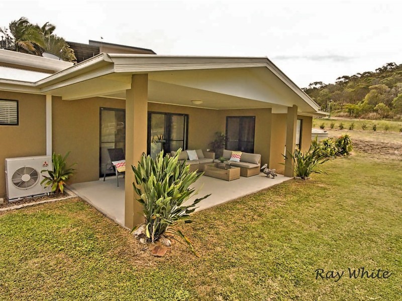 1 Bayview Close, Agnes Water QLD 4677