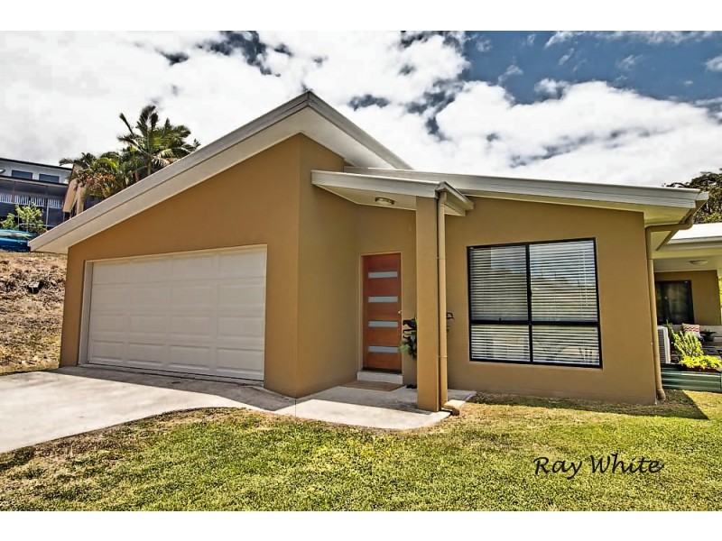 1 Bayview Close, Agnes Water QLD 4677
