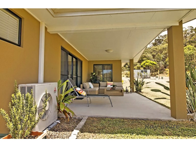 1 Bayview Close, Agnes Water QLD 4677