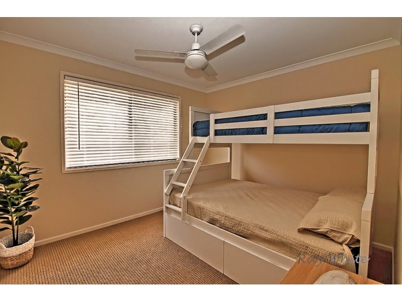 1 Bayview Close, Agnes Water QLD 4677