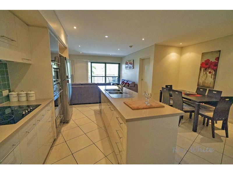 4 /27 North Break Drive, Agnes Water QLD 4677