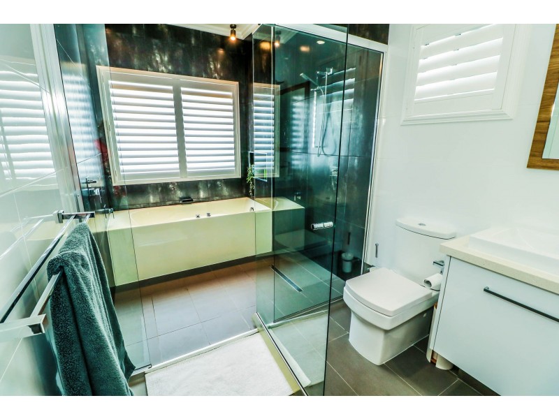 186 Streeter Drive, Agnes Water QLD 4677