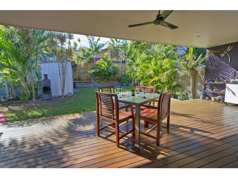 1 /15 Waterfront Drive, Agnes Water QLD 4677