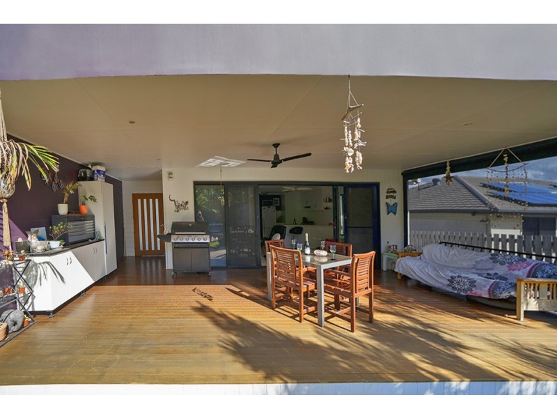 1 /15 Waterfront Drive, Agnes Water QLD 4677