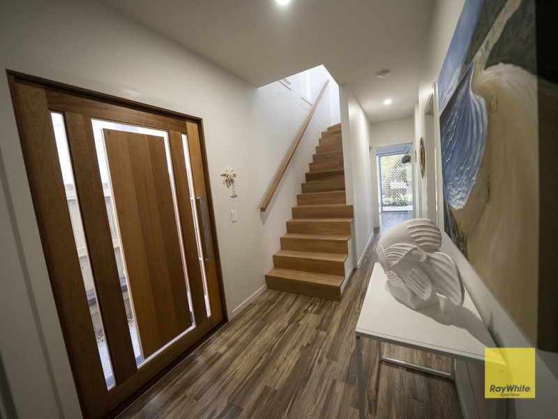 1 /21 Beaches Village Circuit, Agnes Water QLD 4677