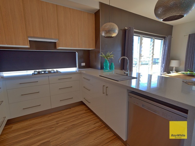 1 /21 Beaches Village Circuit, Agnes Water QLD 4677