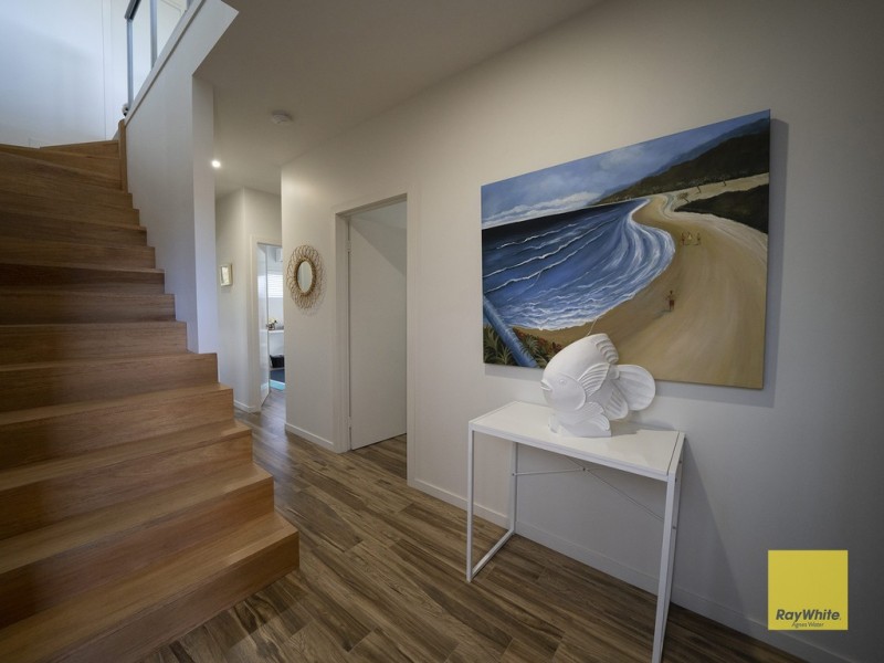 1 /21 Beaches Village Circuit, Agnes Water QLD 4677