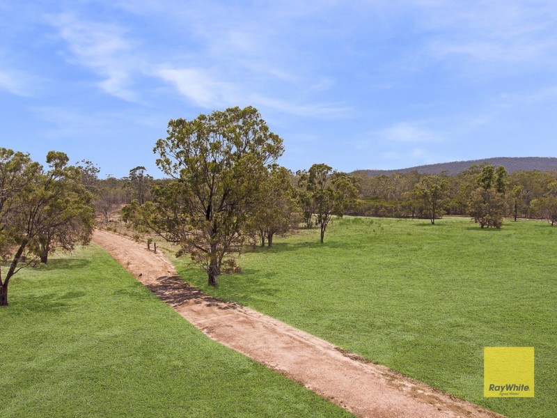 153 Matchbox Road, Deepwater QLD 4674