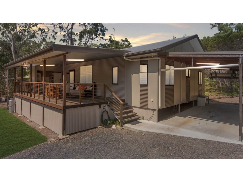 48 Bills Road, Agnes Water QLD 4677