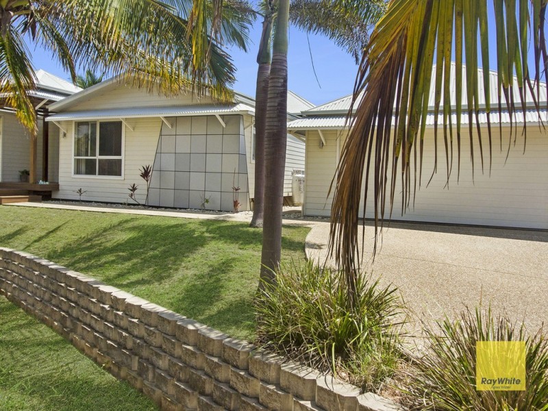 35 Atlantis Boulevard, Agnes Water QLD 4677