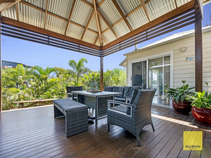 35 Atlantis Boulevard, Agnes Water QLD 4677