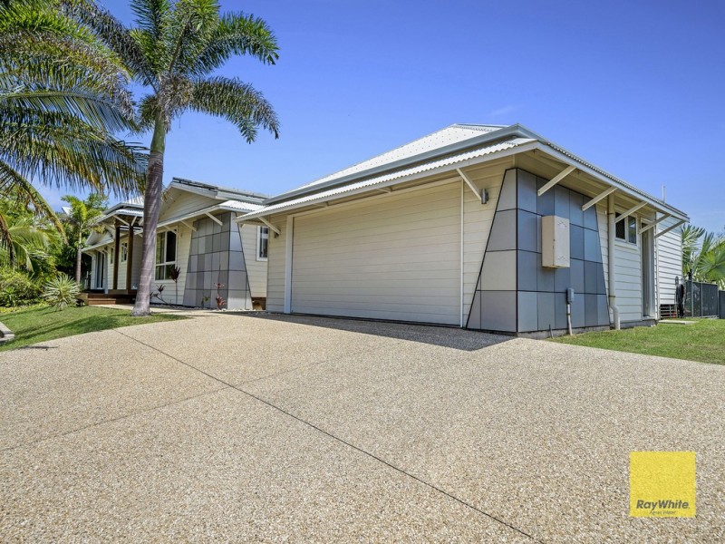 35 Atlantis Boulevard, Agnes Water QLD 4677