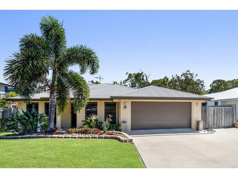 22 Discovery Drive, Agnes Water QLD 4677