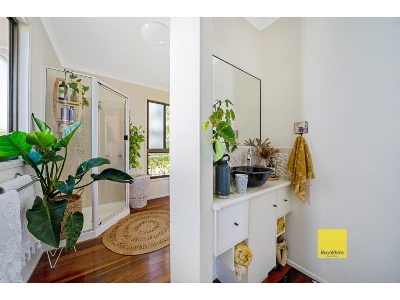 8 Seascape Close, Agnes Water QLD 4677