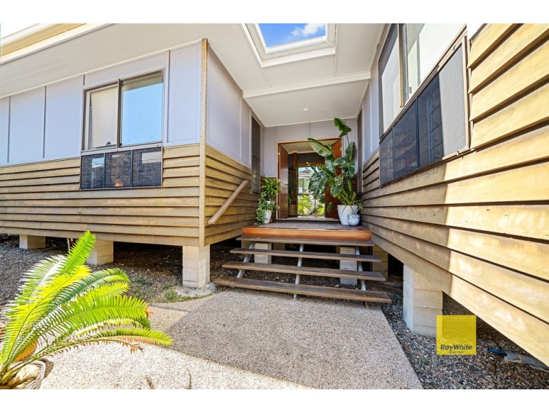 8 Seascape Close, Agnes Water QLD 4677