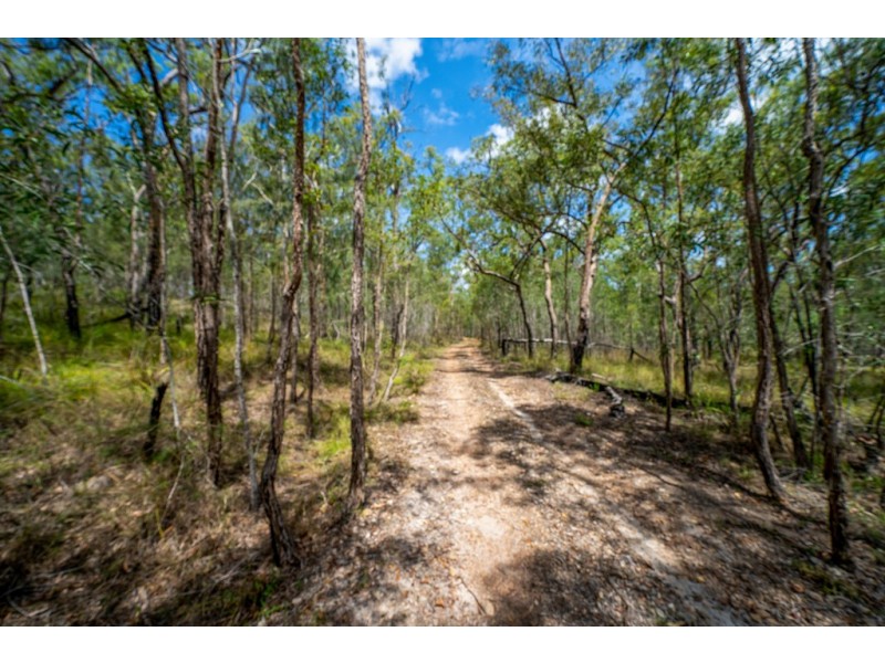 74 Range Road, Captain Creek QLD 4677