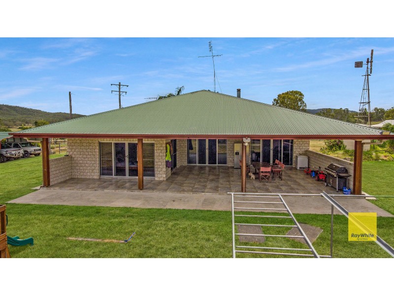 537 Hallorans Road, Mount Tom QLD 4677