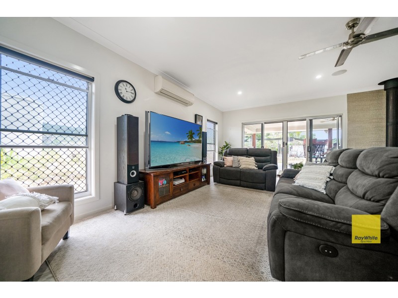 537 Hallorans Road, Mount Tom QLD 4677
