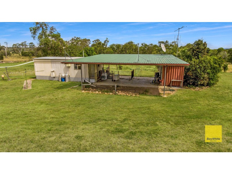 537 Hallorans Road, Mount Tom QLD 4677