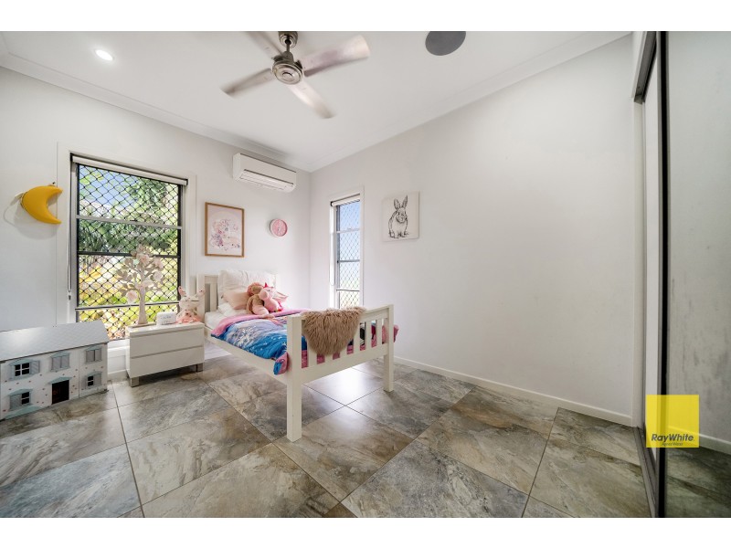 537 Hallorans Road, Mount Tom QLD 4677