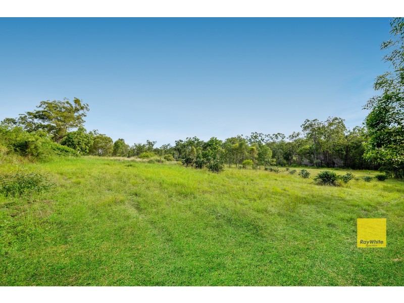 1406 Tableland Road, Mount Tom QLD 4677