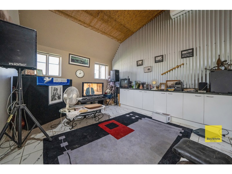 1305 Tableland Road, Mount Maria QLD 4674