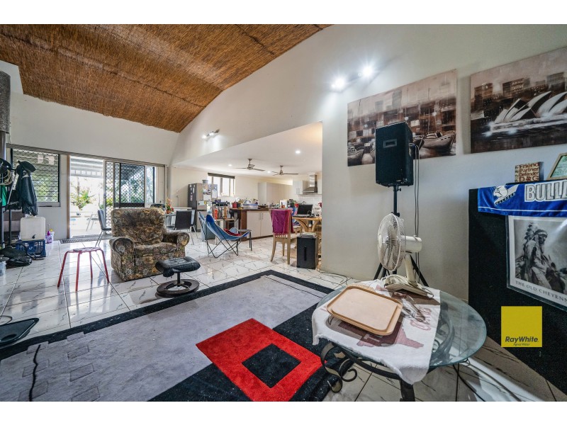 1305 Tableland Road, Mount Maria QLD 4674