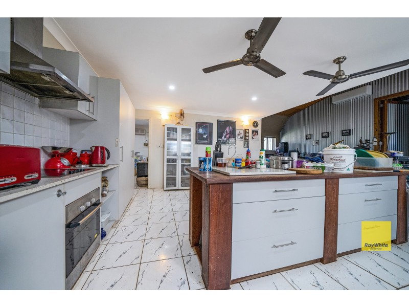 1305 Tableland Road, Mount Maria QLD 4674