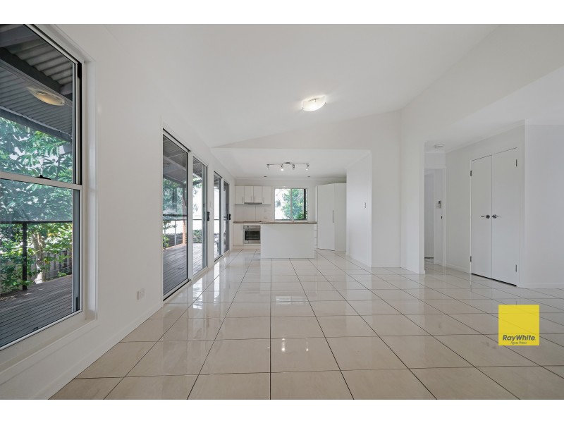 31 Palm Court, Agnes Water QLD 4677