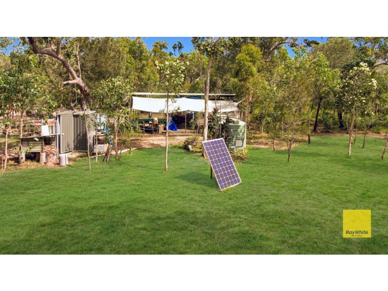 136 Bunker Road, Round Hill QLD 4677