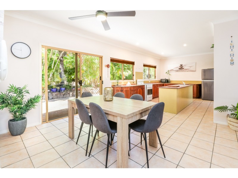 47 Bills Road, Agnes Water QLD 4677