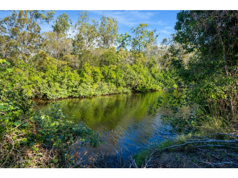 TAUNTON STATION – Taunton Road, Taunton QLD 4674