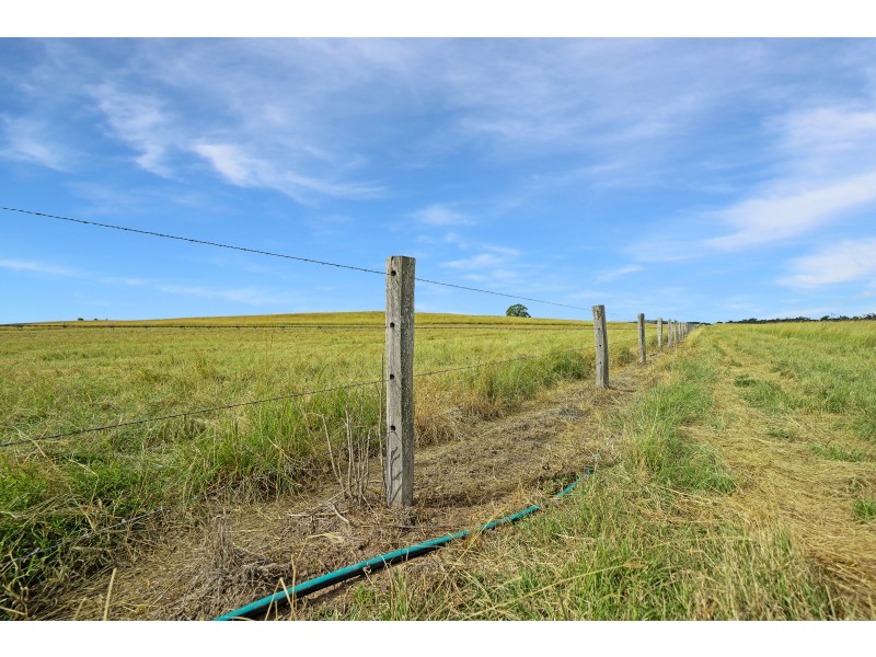 TAUNTON STATION Taunton Road, Taunton QLD 4674