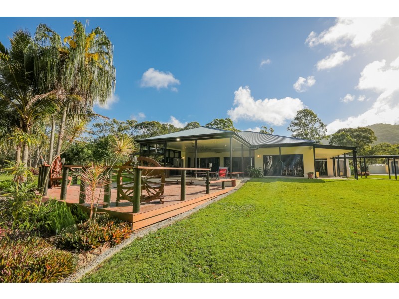 211 Allingham Way, Agnes Water QLD 4677