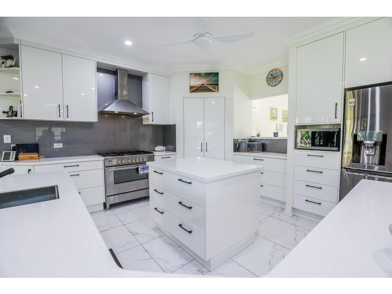 211 Allingham Way, Agnes Water QLD 4677