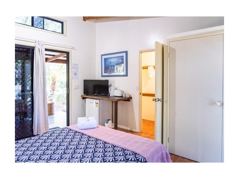 2694 Round Hill Road, Agnes Water QLD 4677