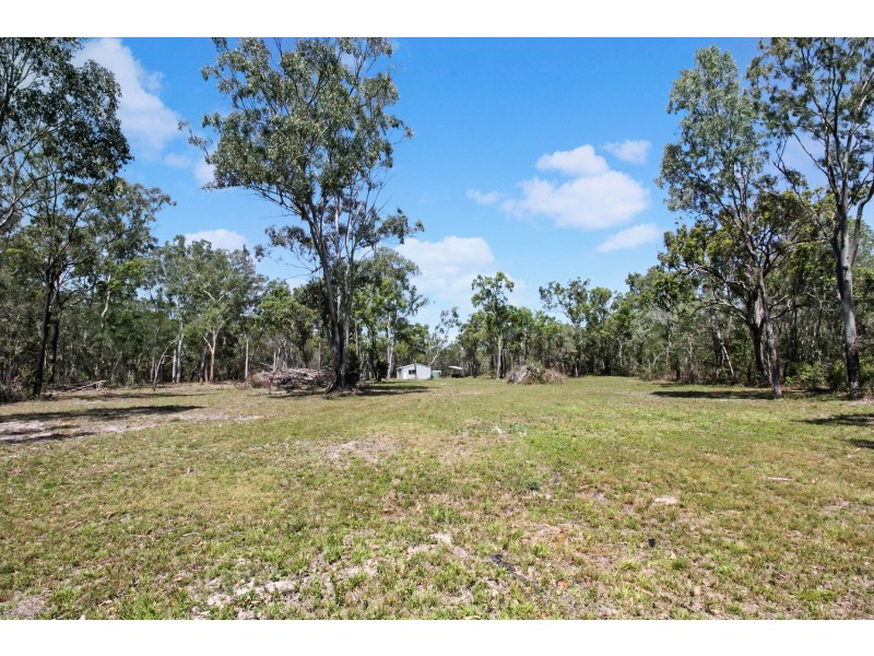 208 Ballantyne Road, Captain Creek QLD 4677