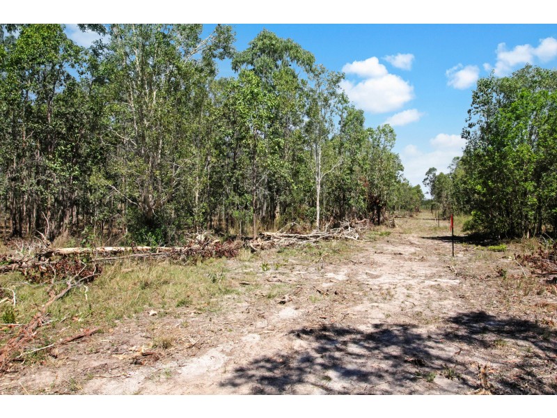 208 Ballantyne Road, Captain Creek QLD 4677