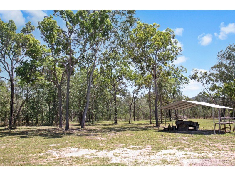 208 Ballantyne Road, Captain Creek QLD 4677