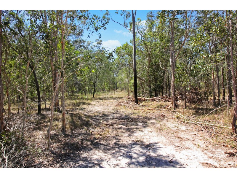 208 Ballantyne Road, Captain Creek QLD 4677