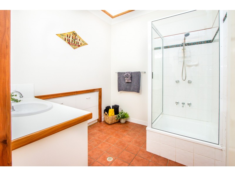41 Seaspray Drive, Agnes Water QLD 4677