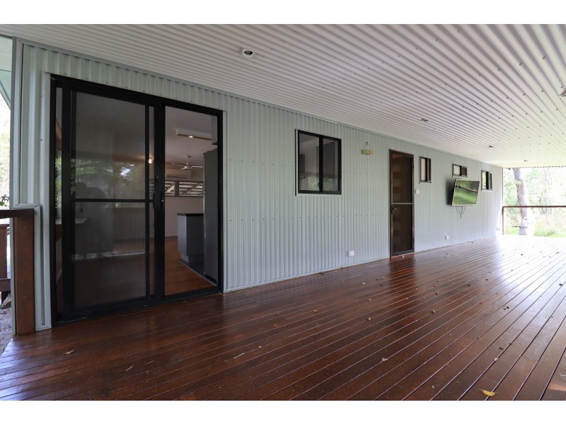 27 Dillon Road, Captain Creek QLD 4677