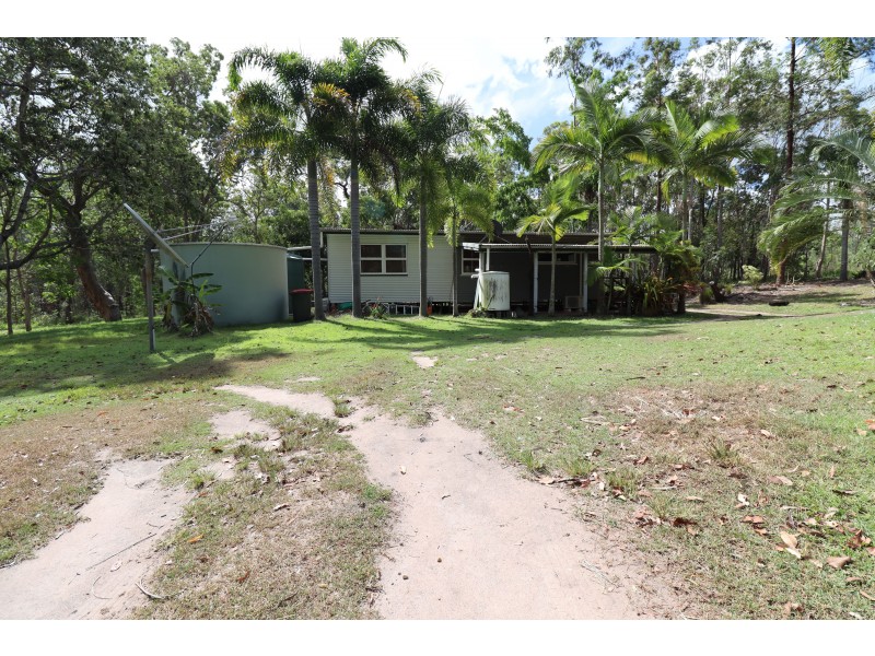 27 Dillon Road, Captain Creek QLD 4677