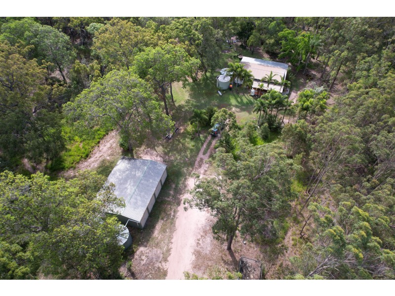 27 Dillon Road, Captain Creek QLD 4677