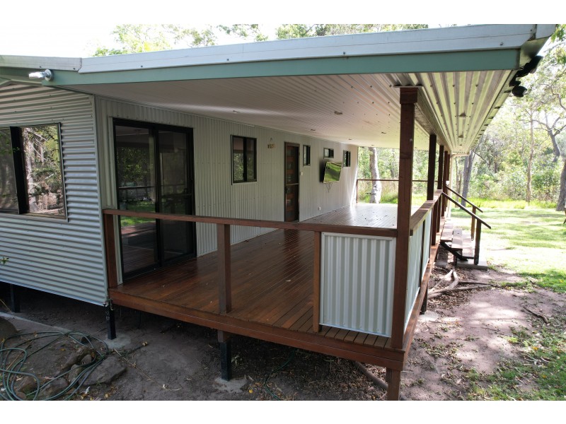 27 Dillon Road, Captain Creek QLD 4677